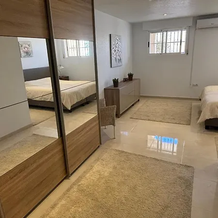 Ruime Woning Aan Golfbaan Holiday home Rojales